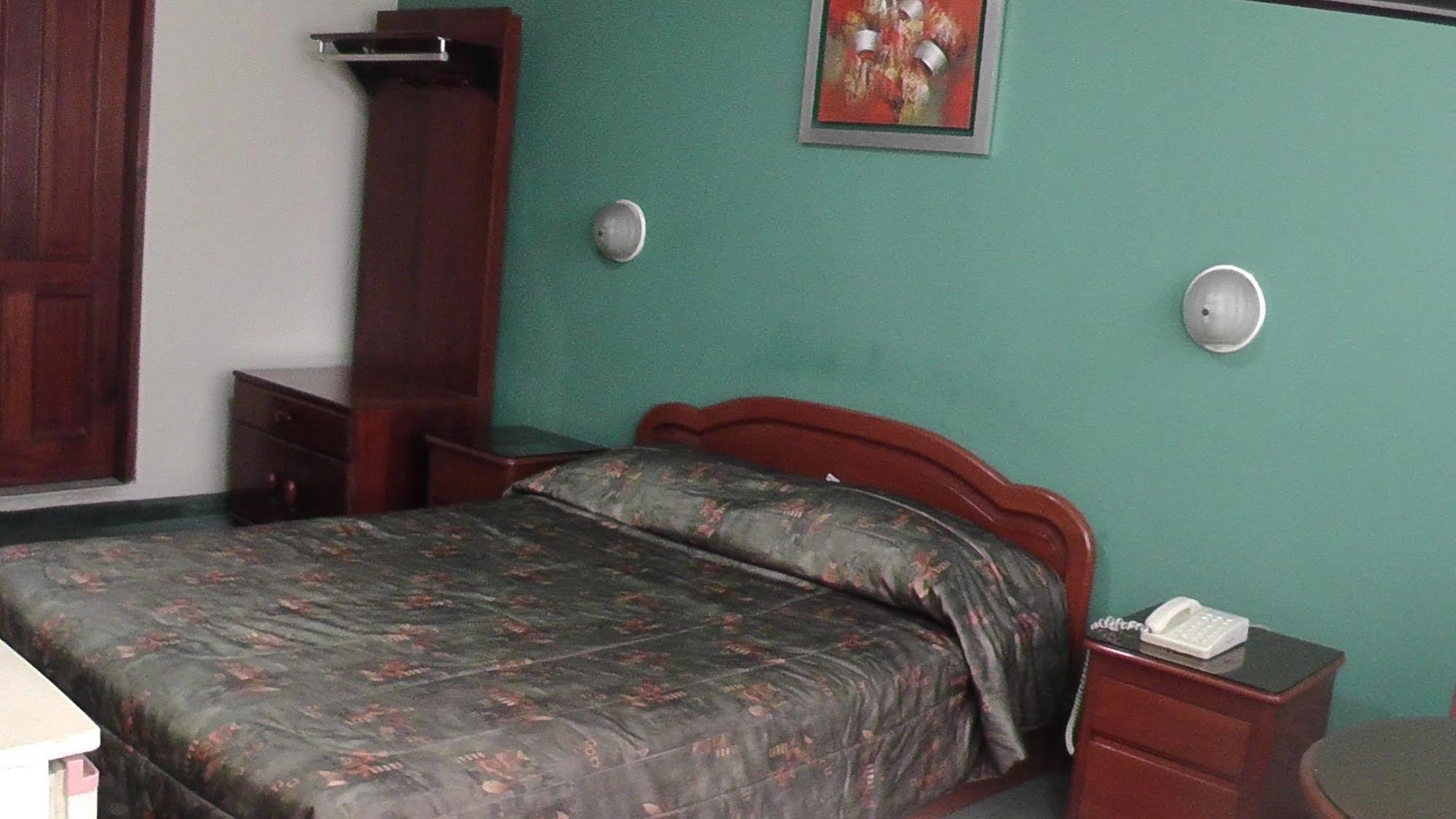 Hotel La Molina Lima Exterior photo